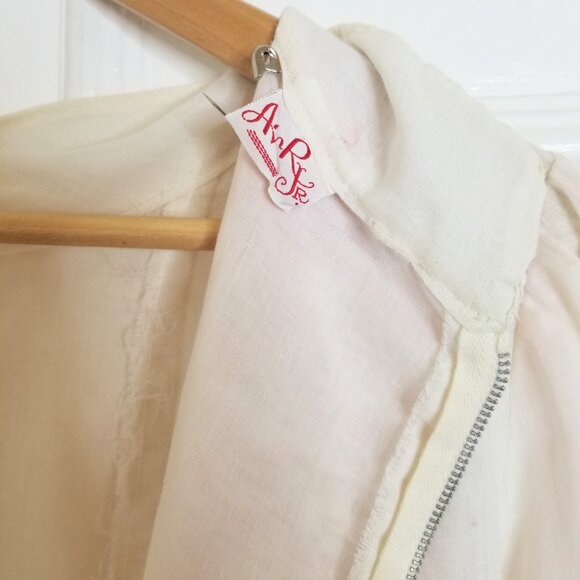 Vintage 60s-70s Ain R Jr Longsleeve Dress with Asymmetrical Buttons - Picture 4 of 5